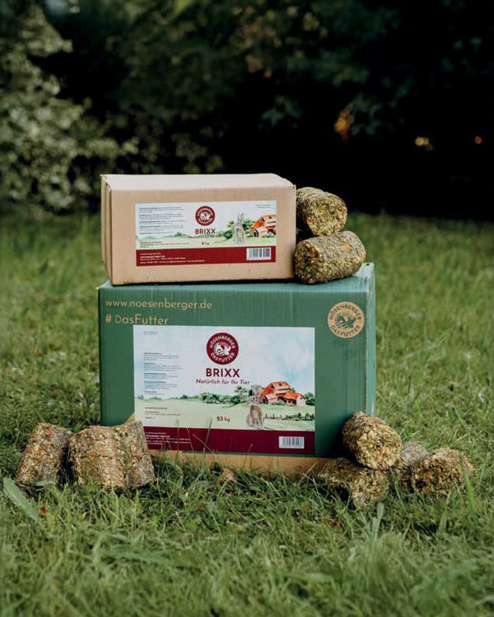 Brixx – brikettiertes Natur-Struktur-Müsli mit Luzernestängeln